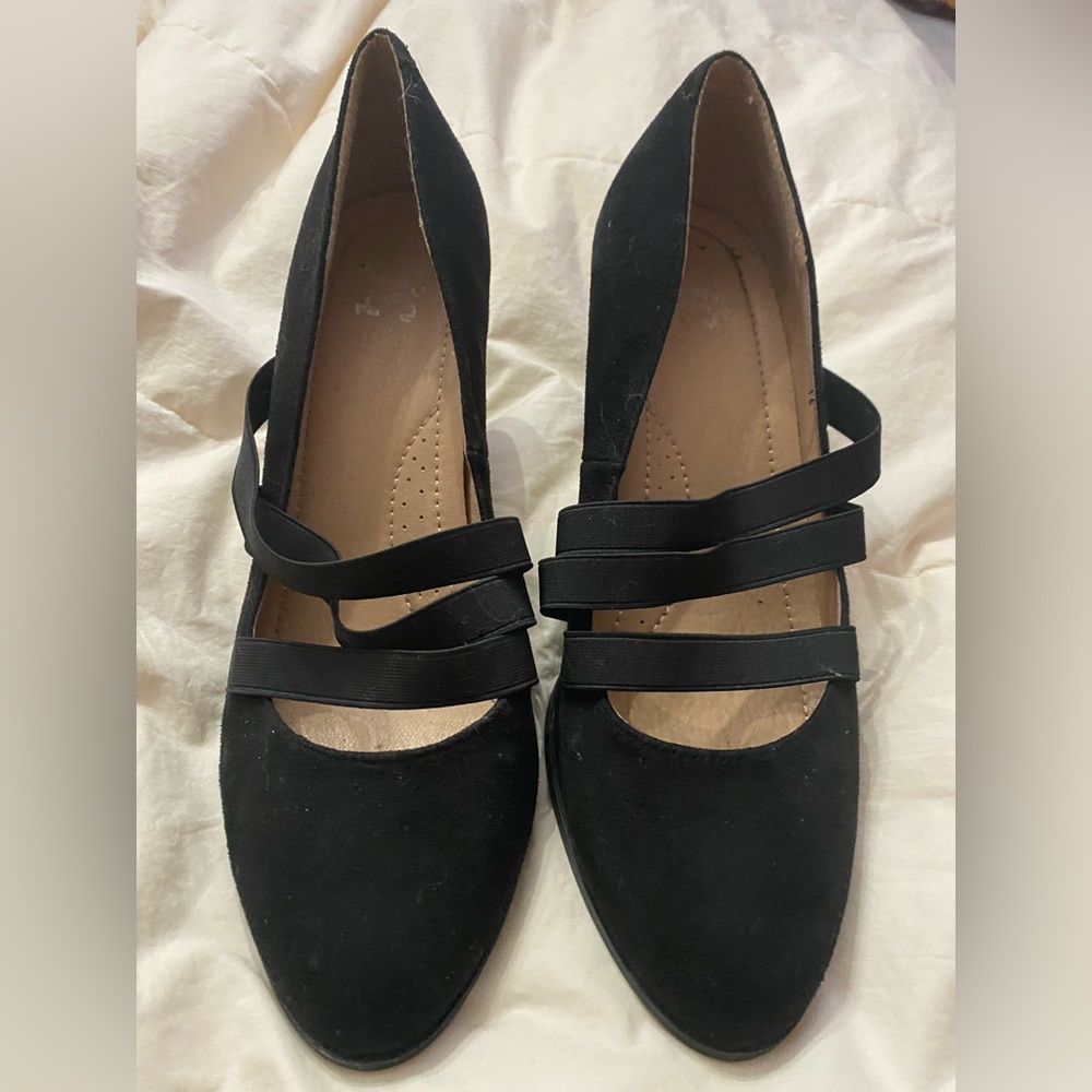 Black heels with straps